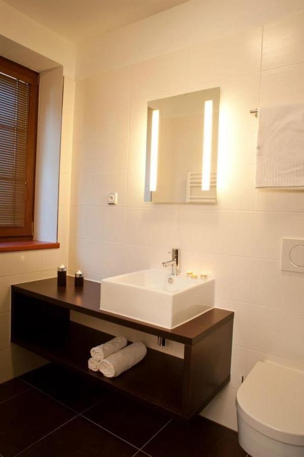4Rooms Roztoky Esterno foto